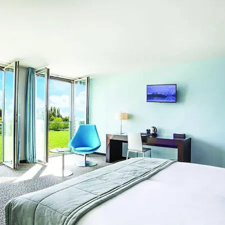 Starling Lausanne מלון 4*